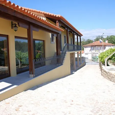 Farma Quinta Da Dinha Oliveira de Azemeis